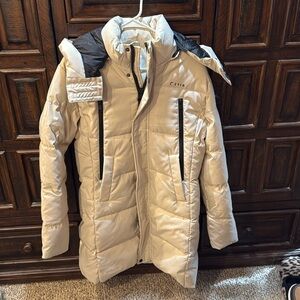 NWOT ZYIA winter jacket. Size medium